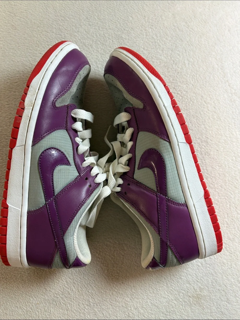 Nike Purple and Gray Low-Top Sneaker Heel Detail